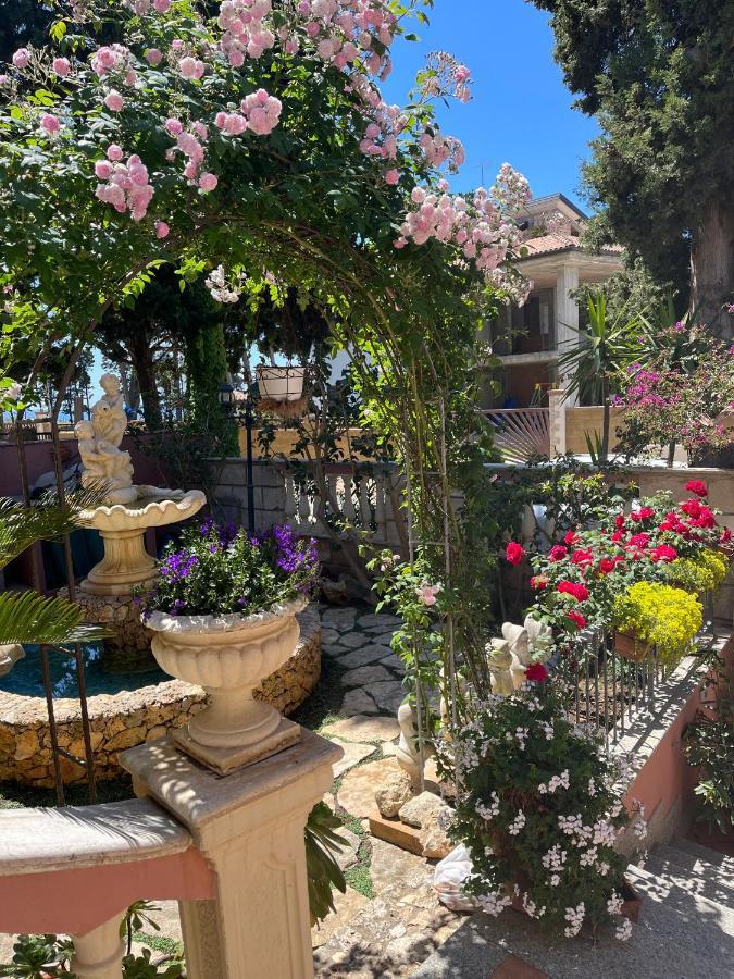 B&B Villa Regina Santa Domenica  Ngoại thất bức ảnh