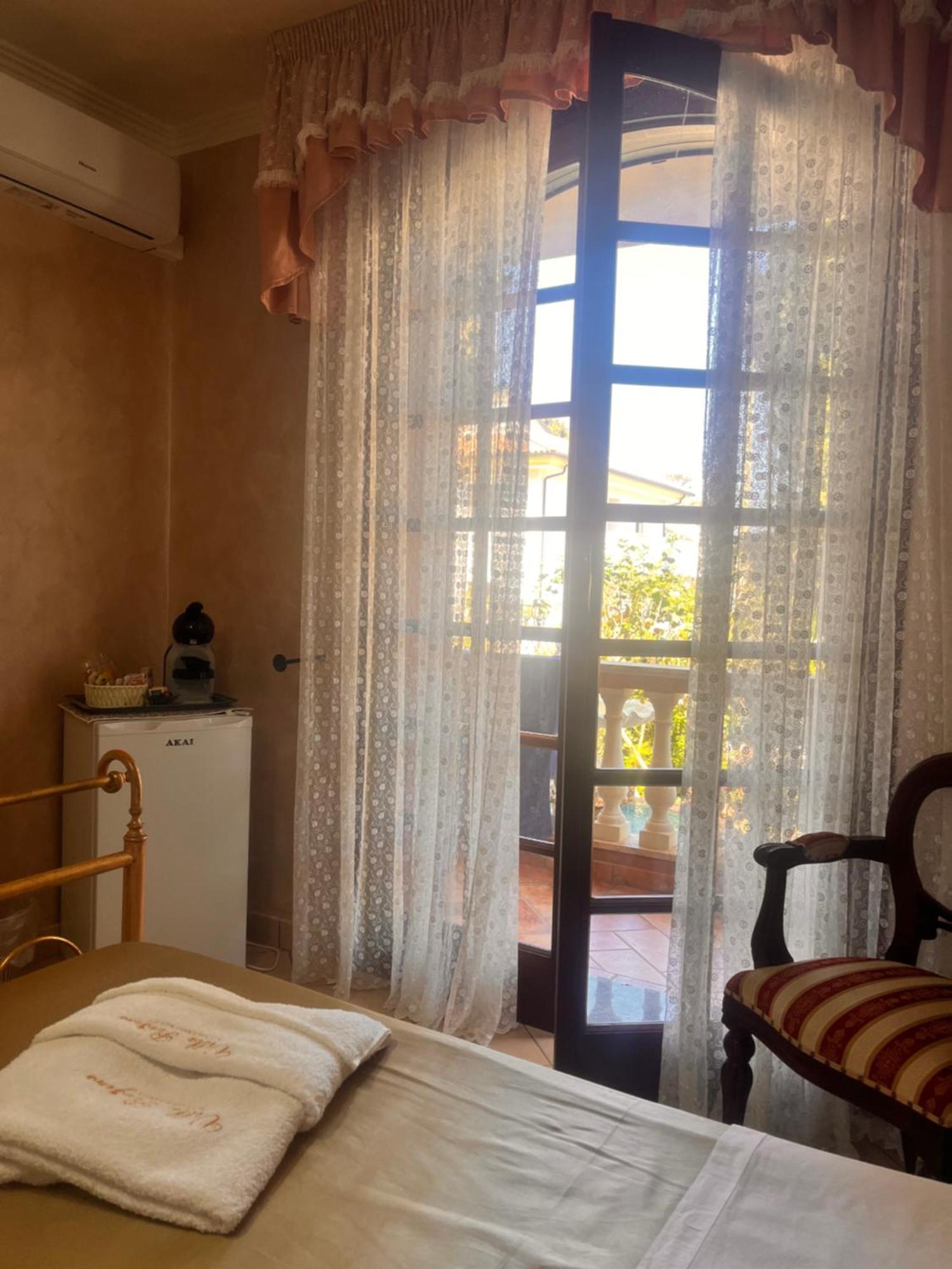 B&B Villa Regina Santa Domenica  Ngoại thất bức ảnh