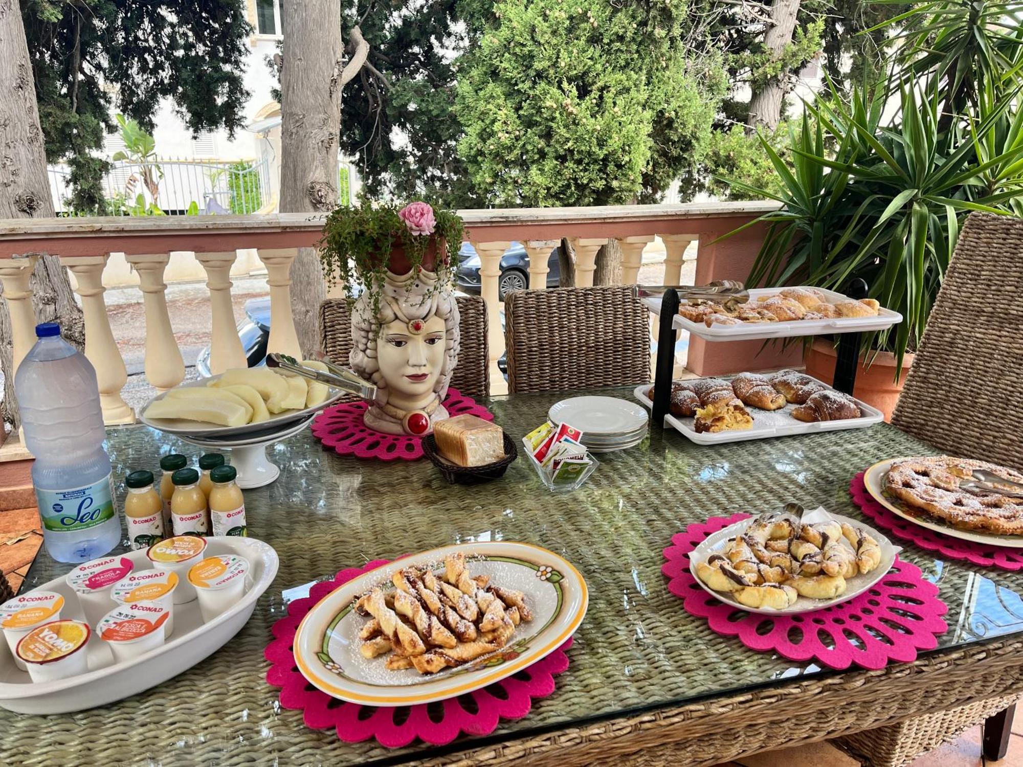 B&B Villa Regina Santa Domenica  Ngoại thất bức ảnh